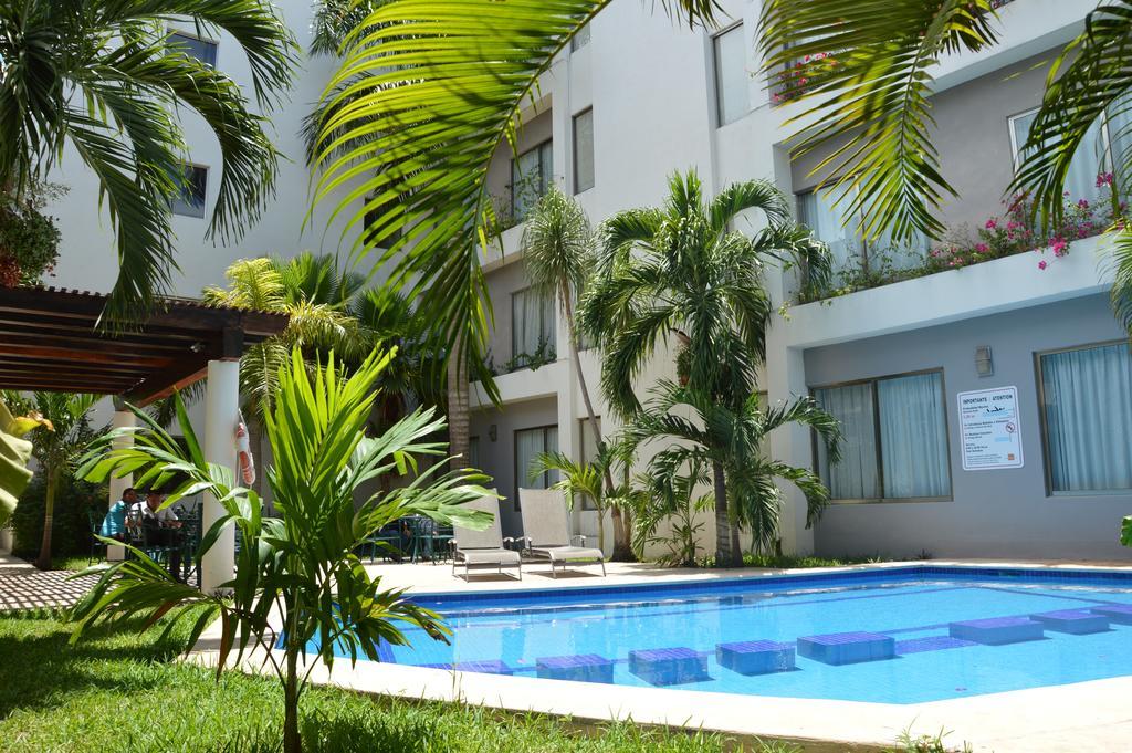 Ambiance Suites Cancun Exterior photo